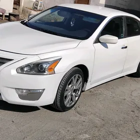 Nissan Altima 2013