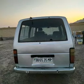 Toyota Hiace 1987