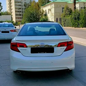 Toyota Camry 2012