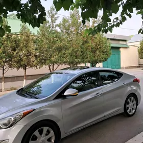 Hyundai Elantra 2011