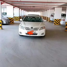 Toyota Camry 2011