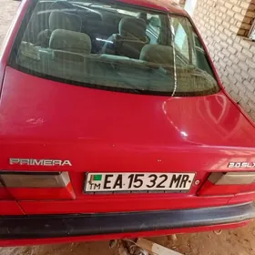 Nissan Primera 1993