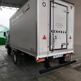 Isuzu Elf 2003