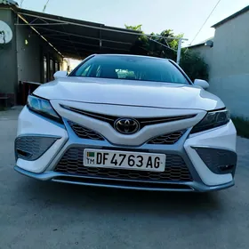 Toyota Camry 2022