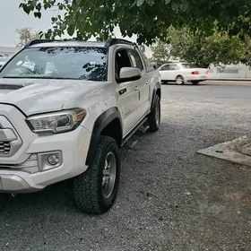Toyota Tacoma 2019