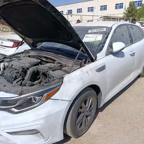 Kia Optima 2020