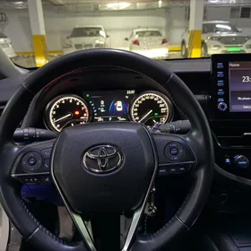 Toyota Camry 2022