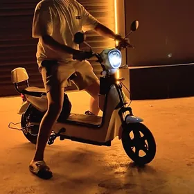skuter samokat motor