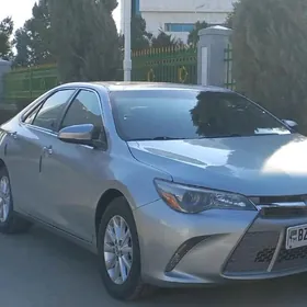 Toyota Camry 2016