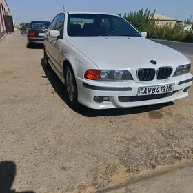 BMW E39 1999