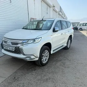 Mitsubishi Montero Sport 2019