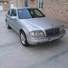 Mercedes-Benz W123 1993