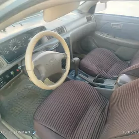 Toyota Camry 1998