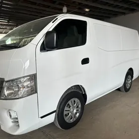 Nissan Urvan 2020