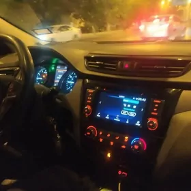 Nissan Rogue Sport 2021