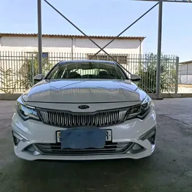 Kia Optima 2020