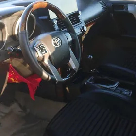 Toyota Land Cruiser Prado 2010