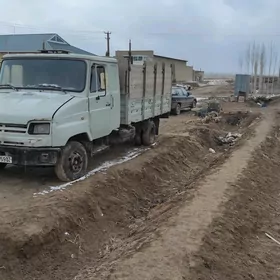 Zil 4331 2001
