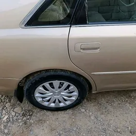 Toyota Avalon 2000