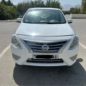 Nissan Sunny 2020