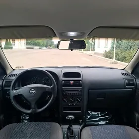 Opel Astra 2001