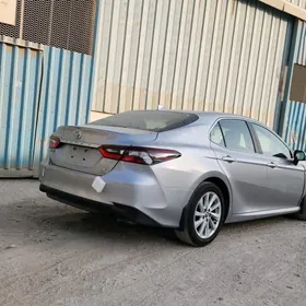 Toyota Camry 2022