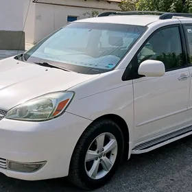 Toyota Sienna 2003