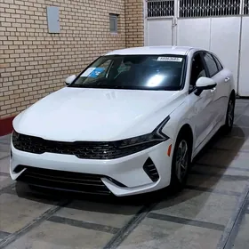 Kia K5 2021