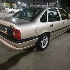 Opel Vectra 1989