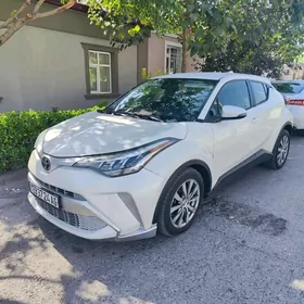 Toyota C-HR 2021
