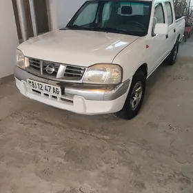 Nissan Navara 2009