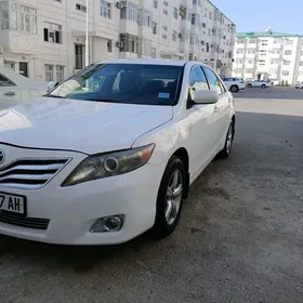 Toyota Camry 2010