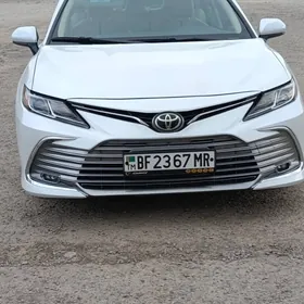 Toyota Camry 2020