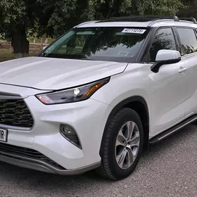 Toyota Highlander 2022