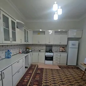 кухонный гарнитур, ламинат