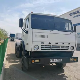 Kamaz 6520 2012
