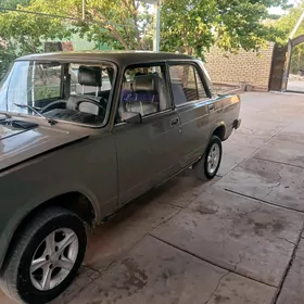 Lada 2105 1984