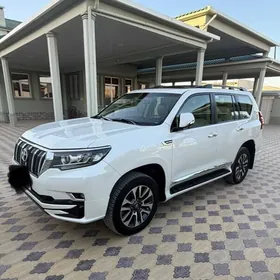 Toyota Land Cruiser Prado 2021