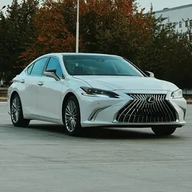 Lexus ES 350 2023