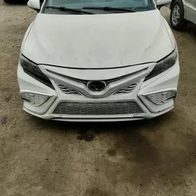Toyota Camry 2023