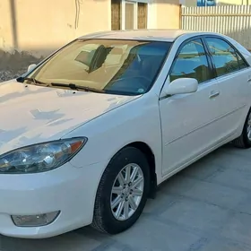 Toyota Camry 2004