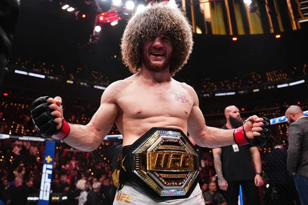 Ankalaýew – Pereýra, Dwalişwili – Sendhagen: UFC 320-niň söweşleriniň sanawy