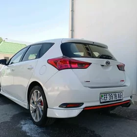 Toyota Corolla iM 2016