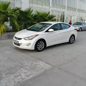 Hyundai Elantra 2011