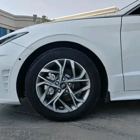Hyundai Sonata 2020