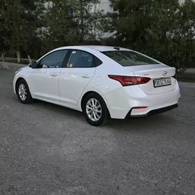 Hyundai Accent 2018