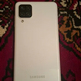 Samsung A12