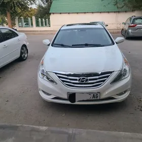 Hyundai Sonata 2011