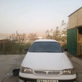 Toyota Carina 1996
