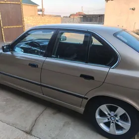 BMW 535 1990